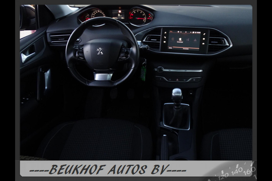 Peugeot 308 1.2 PureTech Navi Carplay Panorama Nieuwe D-Riem