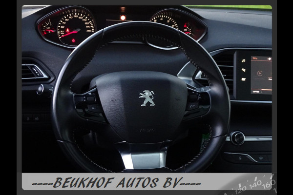 Peugeot 308 1.2 PureTech Navi Carplay Panorama Nieuwe D-Riem