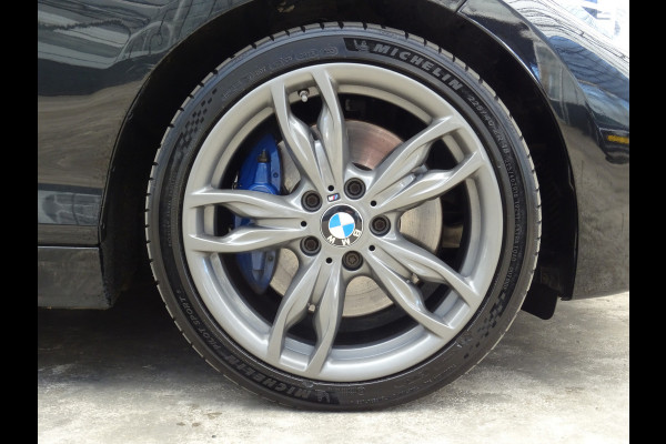 BMW 1-serie M135i xDrive * H/K * XENON * M-PAKKET !!