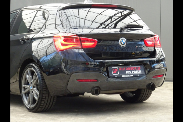 BMW 1-serie M135i xDrive * H/K * XENON * M-PAKKET !!