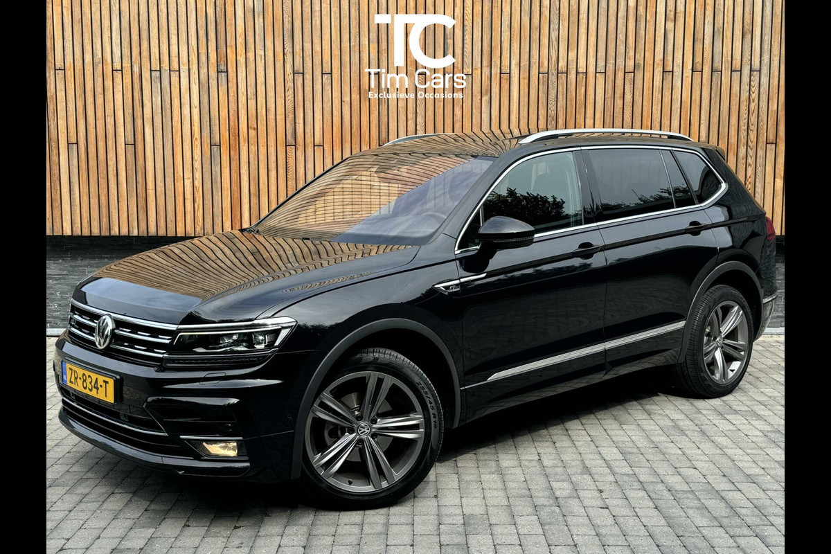 Volkswagen Tiguan Allspace 1.5 TSI R-line DSG | Panoramadak | Apple CarPlay | Navigatiesysteem | 19 inch velgen | Parkeersensoren voor en achter | Achterui