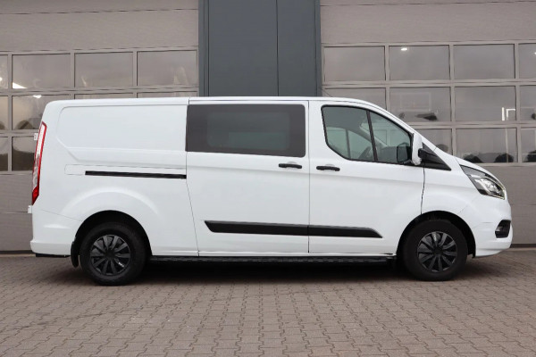 Ford Transit Custom 2.0 TDCi 130PK L2H1 l DUBBELE CABINE l NAVI l AIRCO l TREKHAAK