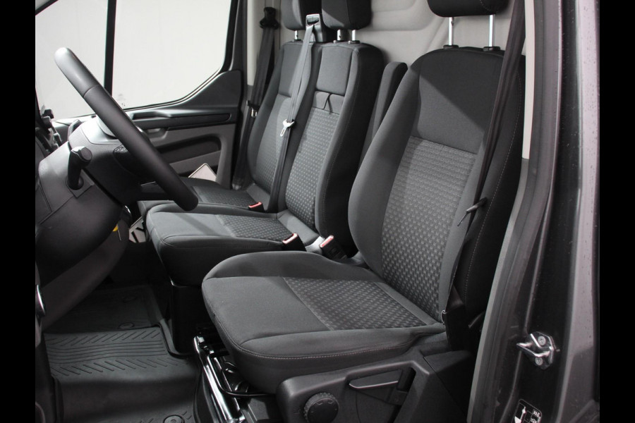 Ford Transit Custom 300 2.0 TDCI L2H1 Trend Automaat | Navigatie | Airco | Cruise control | Camera | Parkeersensoren