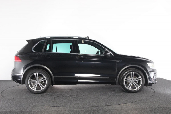 Volkswagen Tiguan 1.5 TSI ACT R-line | Org. NL-auto | 2x R-line | Panoramadak |