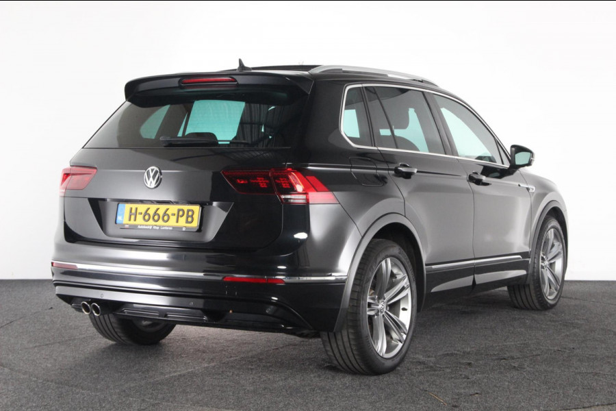 Volkswagen Tiguan 1.5 TSI ACT R-line | Org. NL-auto | 2x R-line | Panoramadak |