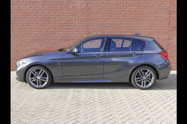 BMW 1-serie 118i Edition M Sport Shadow High Executive LED verlichting Leder sportstoelen 18 inch velgen parkeersensoren voor en achter Multimedia voorbereiding etc.