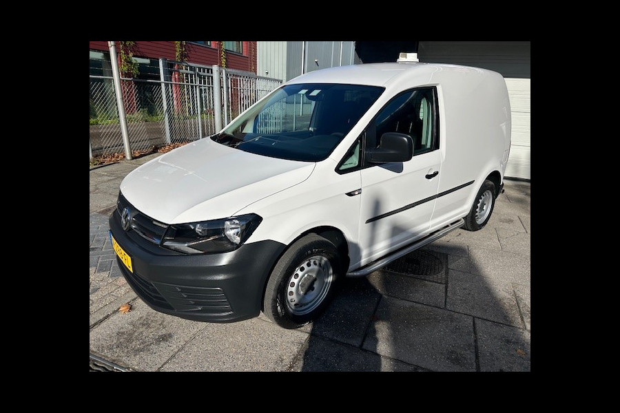 Volkswagen Caddy 1.4 TGI L1H1 EcoFuel Trendline AIRCO I AUTOMAAT I TREKHAAK I SIDEBARS I CRUISE CONTROL I 1e EIGENAAR I COMPLETE ONDERHOUDSHISTORIE CNG I RIJDEN OP GROEN GAS IS CO2 NEUTRAAL 1.64 EURO DE KG