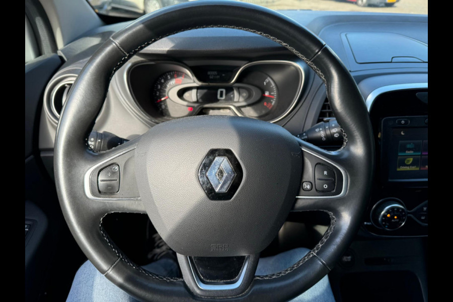 Renault Captur TCe 90 Intens Navi / Clima / Full LED / P-sensoren / Keyless