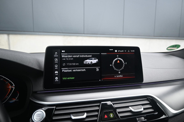 BMW 5 Serie Touring 530d *M-Sport / Soft-Close / HUD /  Panorama / Harman-Kardon / Surround View*