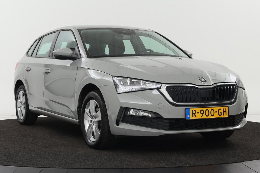 Škoda SCALA 1.0 TSI Ambition | Trekhaak | Full LED | Carplay | Climate control | PDC | Cruise control | Bluetooth