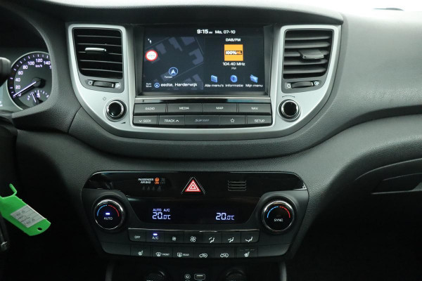 Hyundai Tucson 1.6 GDi Comfort | Stoelverwarming | Trekhaak | Camera | Navigatie | Climate control | Cruise control | Achterbank verwarmd | Bluetooth