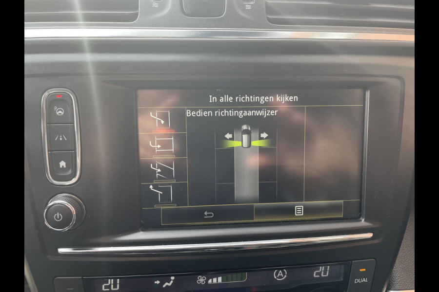 Renault Kadjar 1.2 TCe Bose Navigatie Led verlichting Leder interieur Camera 19 inch lichtmetalen velgen