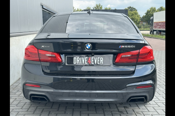 BMW 5 Serie M550i xD M PACK FULL PANO 360 CAMERA ECC PDC LED LEDER