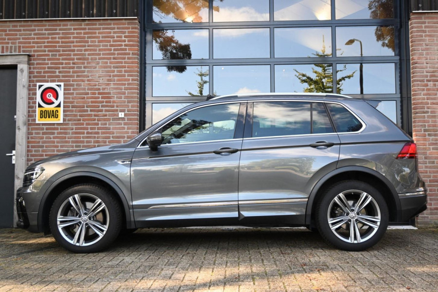 Volkswagen Tiguan 2.0 TSI 4Motion 2x R-LINE PANO Trekhaak Virtual '17