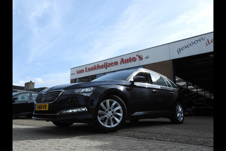 Škoda Superb Combi 1.5 TSI Aut. Business Edition NAVI/CAMERA/LED/TREKHAAK/17"LMV!