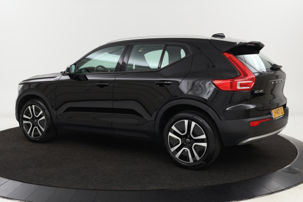 Volvo XC40 B4 Business Pro | Camera | Adaptive Cruise | Carplay | Full LED | PDC | Navigatie | DAB+ | Climate control