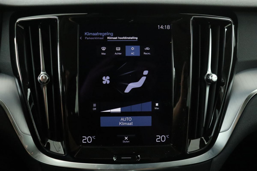 Volvo V60 B3 Momentum Advantage | Trekhaak | Carplay | Full LED | Navigatie | DAB+ | PDC | Climate control | Cruise control