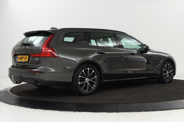 Volvo V60 B3 Momentum Advantage | Trekhaak | Carplay | Full LED | Navigatie | DAB+ | PDC | Climate control | Cruise control