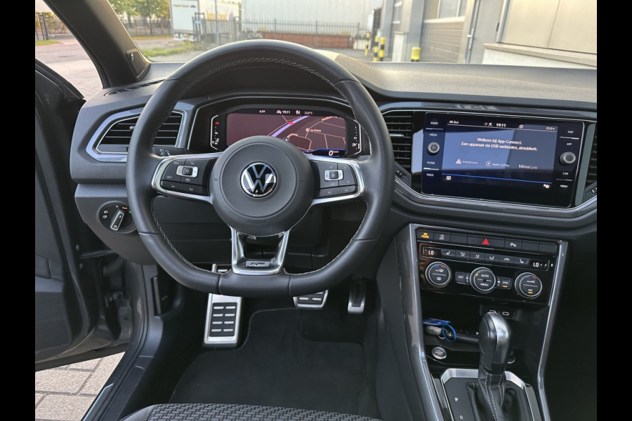 Volkswagen T-Roc 1.5 TSI 3x R line DSG PANO NAVI CLIMATE CARPLAY LED CAMERA ACC