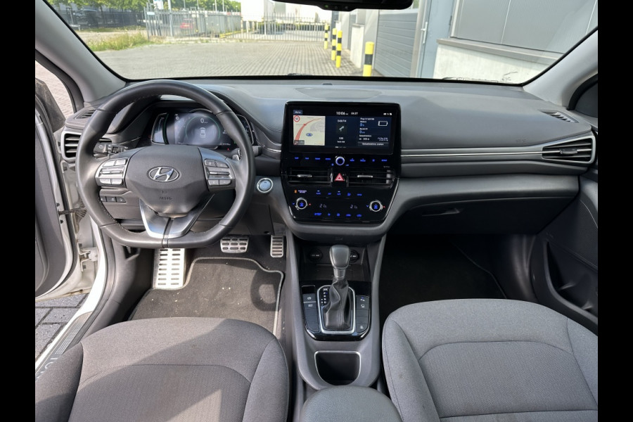 Hyundai IONIQ 1.6 GDi PHEV Premium CAMERA CR CONTROL NAVI PDC CLIMATE