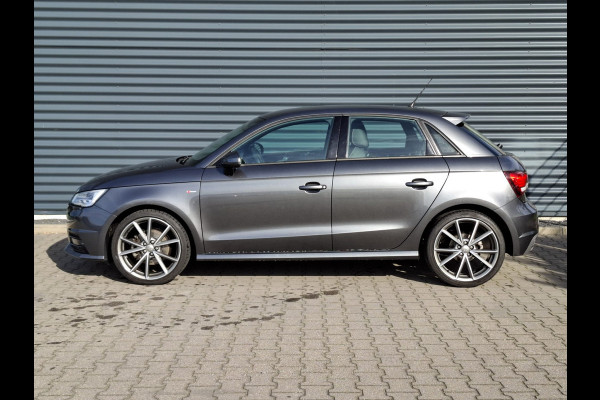 Audi A1 Sportback 1.4 TFSI S Line 150pk S-Tronic | Lederen Alcantara Sportstoelen | Navigatie | Xenon Koplampen | Stoelverwarming | L.M. 18" | Automatische Airco |