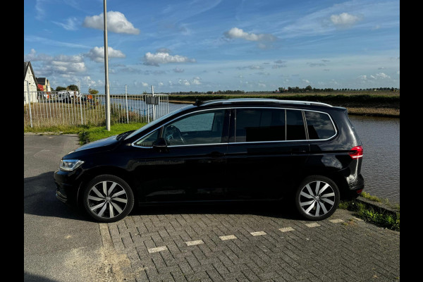 Volkswagen Touran 1.5 TSI Highline 7p Trekhaak vol opties