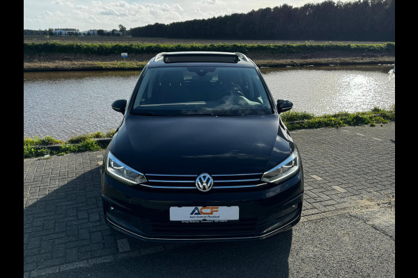 Volkswagen Touran 1.5 TSI Highline 7p Trekhaak vol opties