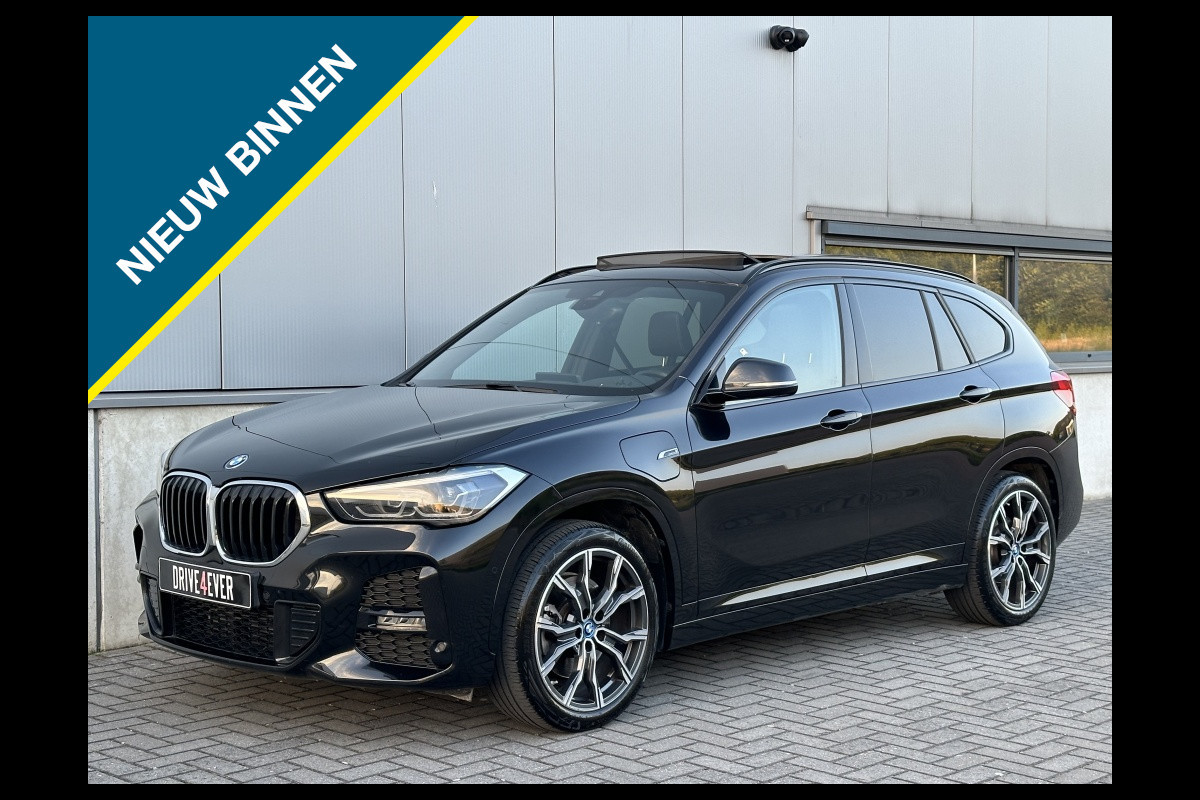 BMW X1 xDrive25e M PACK FULL PANO NAVI CR CONTROL ECC CAMERA