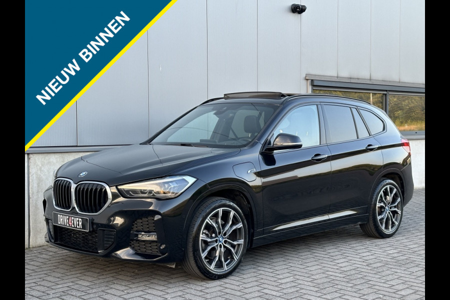 BMW X1 xDrive25e M PACK FULL PANO NAVI CR CONTROL ECC CAMERA