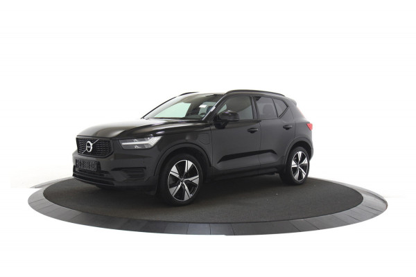 Volvo XC40 1.5 T4 Recharge R-Design Apple/Android DAB PHEV Plug-in KOMT BINNEN!