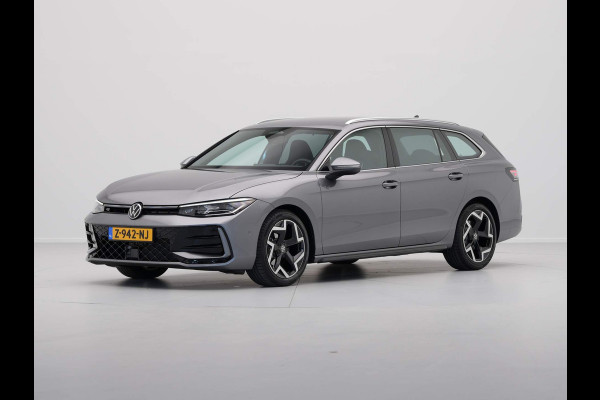 Volkswagen Passat Variant 1.5 eTSI 150pk DSG R-Line Business Navigatie Trekhaak Camera Stoelverwarming 140