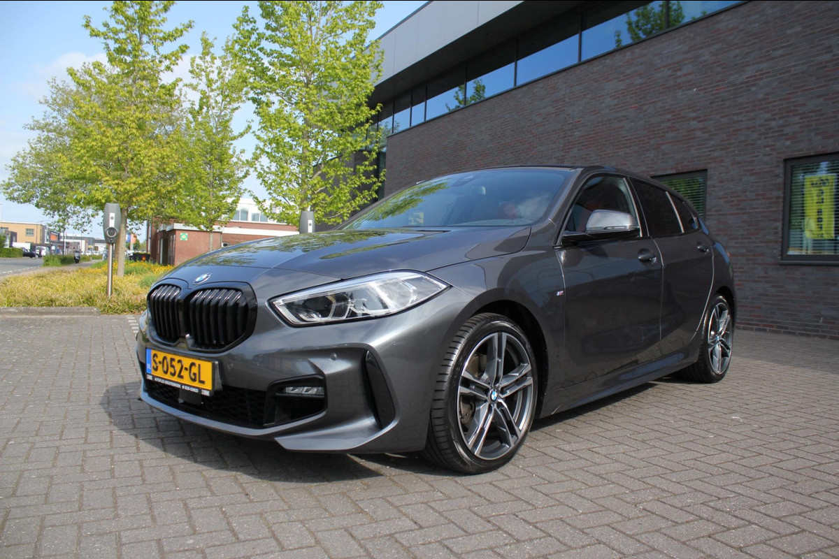 BMW 1-serie 118d High Executive