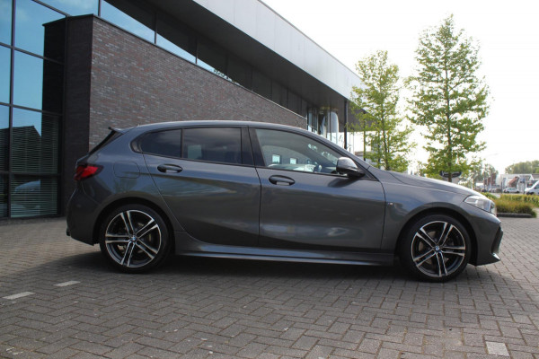 BMW 1-serie 118d High Executive