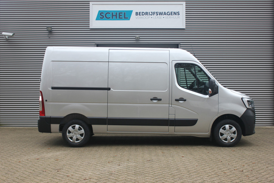 Renault Master T35 2.3 dCi 135pk L2H2 Work Edition - Navigatie - Blind Spot - Camera - Trekhaak - Parkeersensoren - Allseason - Rijklaar