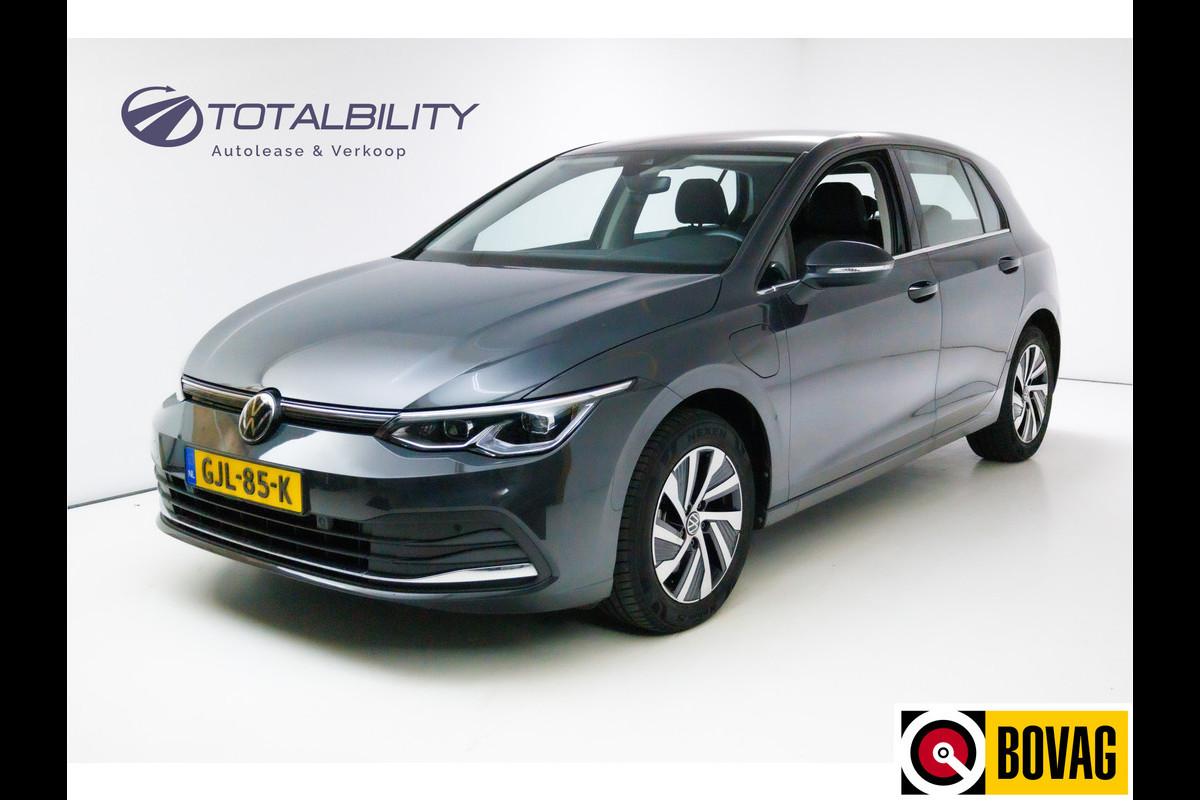 Volkswagen Golf 1.4 eHybrid Style 204 PK Navigatie, Stoelverwarming, Stuurverwarming, IQ Led, DAB, Ergo Active stoel