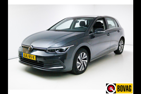 Volkswagen Golf 1.4 eHybrid Style 204 PK Navigatie, Stoelverwarming, Stuurverwarming, IQ Led, DAB, Ergo Active stoel