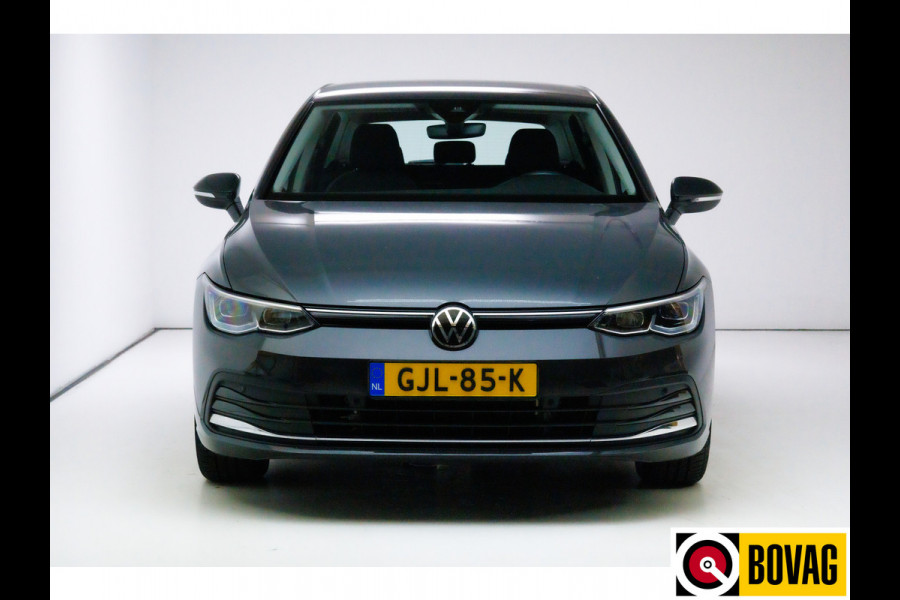 Volkswagen Golf 1.4 eHybrid Style 204 PK Navigatie, Stoelverwarming, Stuurverwarming, IQ Led, DAB, Ergo Active stoel