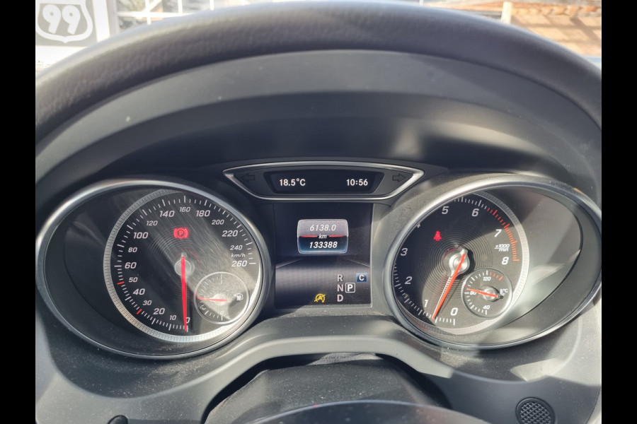 Mercedes-Benz CLA-Klasse 180 Business Solution AMG INCL BTW / CAMERA  / CRUISE /