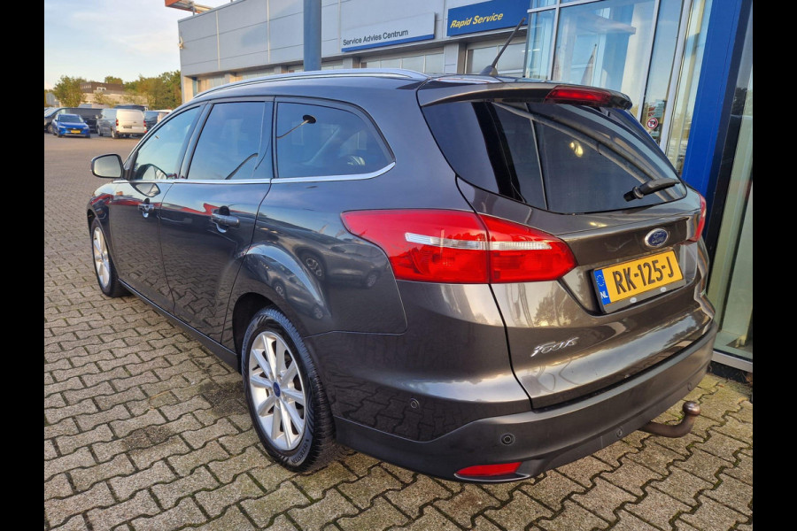 Ford FOCUS Wagon 1.0 Titanium | Trekhaak | Dealeronderhouden | Climate Control | Stoel + Stuurverwarming |