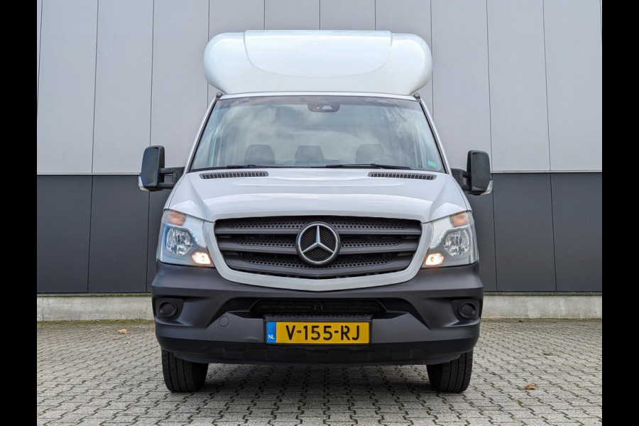 Mercedes-Benz Sprinter 516 163PK AUTOMAAT CHASSIS CABINE AIRCO CRUISE DEALER ONDERHOUDEN RWD 3ZITTER