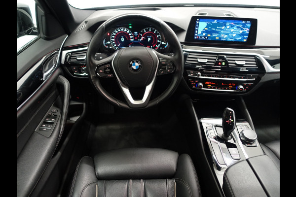 BMW 5 Serie 520i High Executive M-Sport line Aut8 - Leer Sportline Interieur I Head up I Bi Xenon I Navi Pro