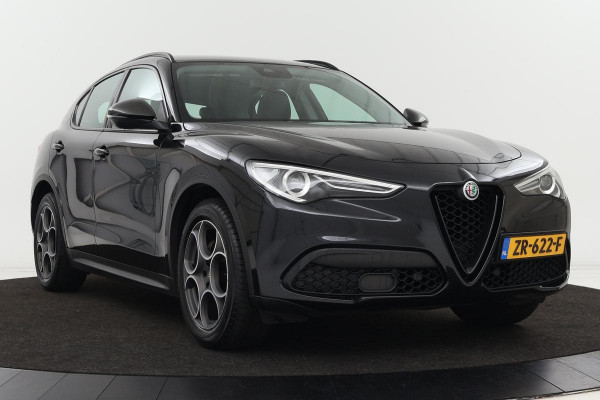 Alfa Romeo Stelvio 2.2d Super | Adaptive Cruise | Leder | Camera | Xenon | Navigatie | PDC | Bluetooth | DAB+