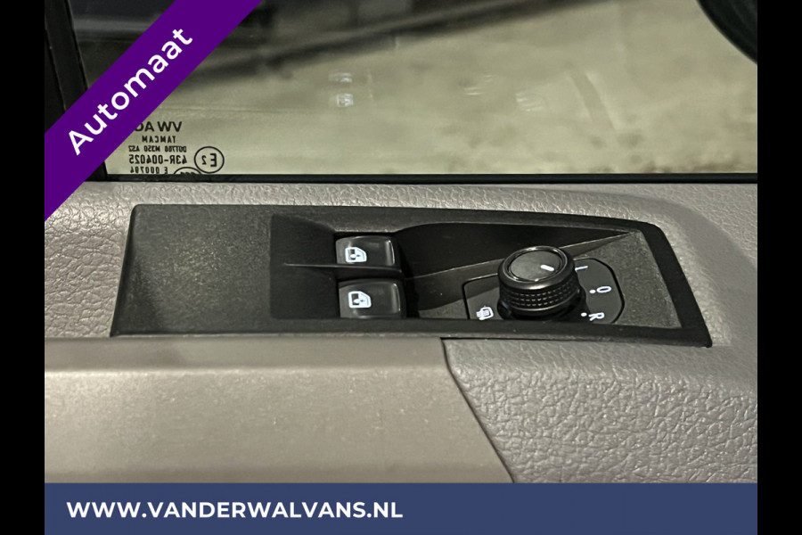 Volkswagen Crafter 2.0 TDI 141pk Automaat L3H2 L2H1 Euro6 Airco | 2x Zijdeur | Camera | Navigatie Apple Carplay, Android Auto, Cruisecontrol, Bijrijdersbank, 3000kg trekvermogen