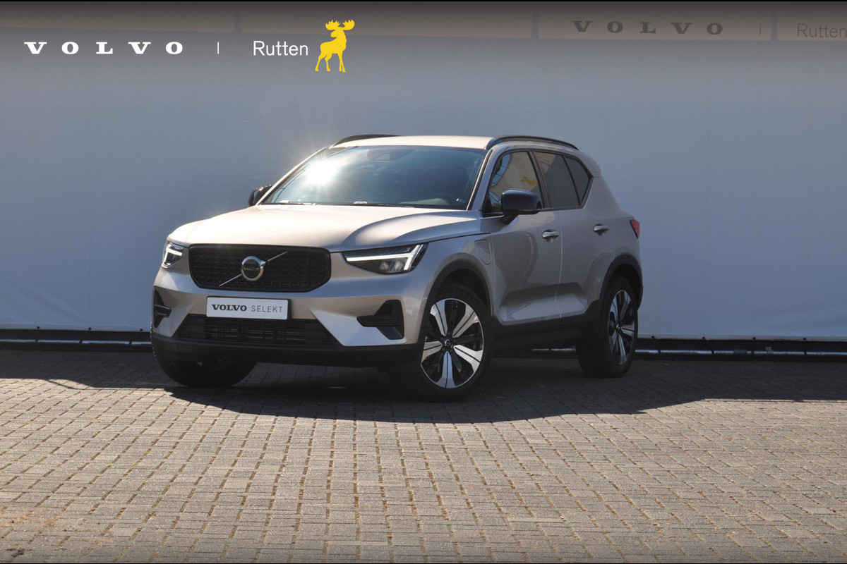 Volvo XC40 T5 262PK Automaat Recharge Ultimate Dark / Adaptieve Cruise Control / Parkeersensoren met Camera / Stoelverwarming / Stuurverwarming / Elektrische Achterklep / Elektrische Stoelen / BLIS / Getinte Ramen / Apple Carplay