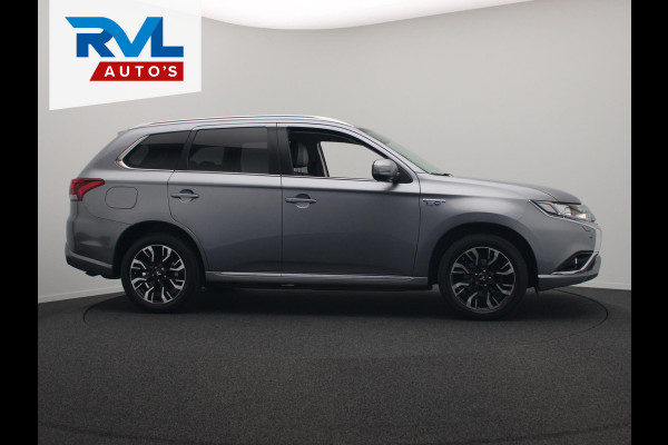 Mitsubishi Outlander 2.0 PHEV Executive Edition Trekhaak Navigatie Origineel NL