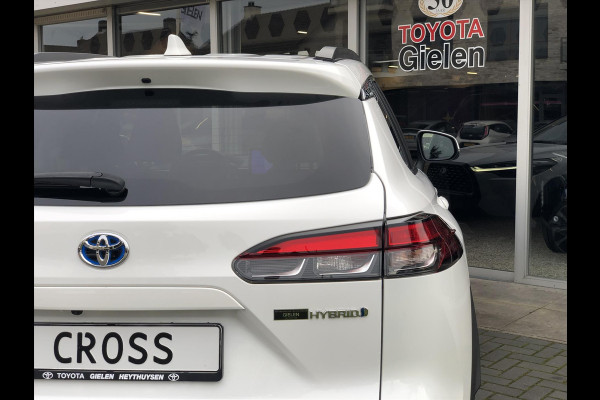 Toyota Corolla Cross 2.0 High Power Hybrid AWD Style | Dodehoekherkenning, Parkeersensoren, Stoel + Stuurverwarming, Keyless, 4X4