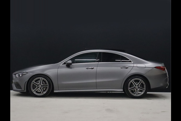 Mercedes-Benz CLA-Klasse 200 AMG Sport FULL OPTION [SCHUIFDAK, SFEERVERLICHTING, CAMERA, LAK MOJAVESILVER, GROOT NAVI, SPORTSTOELEN, PDC, CRUISE CONTROL, AIRCO, NIEUWSTAAT]