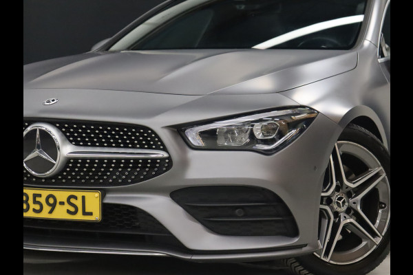 Mercedes-Benz CLA-Klasse 200 AMG Sport FULL OPTION [SCHUIFDAK, SFEERVERLICHTING, CAMERA, LAK MOJAVESILVER, GROOT NAVI, SPORTSTOELEN, PDC, CRUISE CONTROL, AIRCO, NIEUWSTAAT]