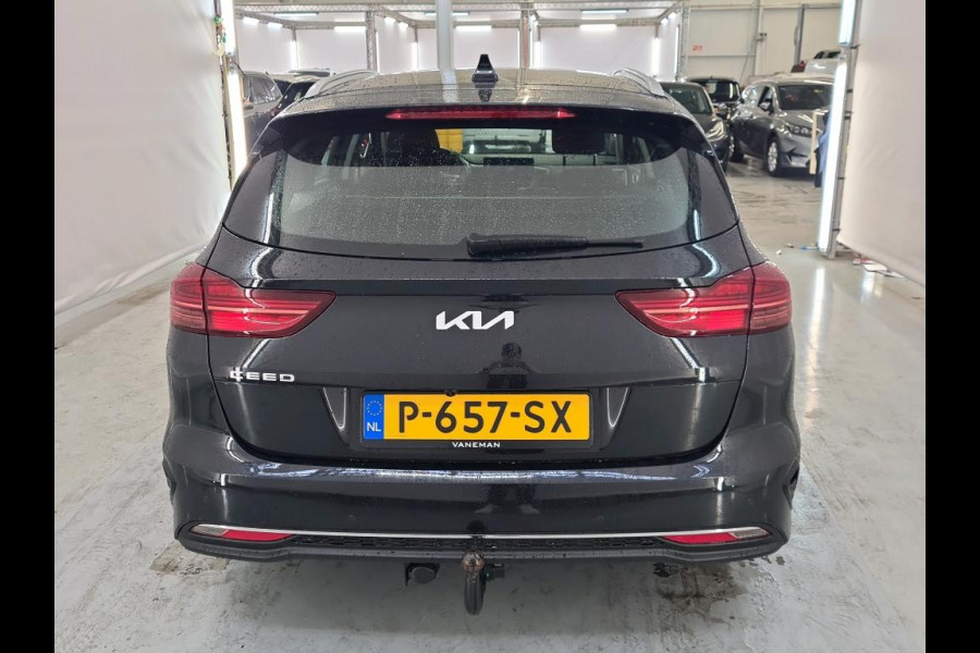 Kia Ceed Sportswagon 1.5 T-GDi DynamicLine NL AUTO | 10x in voorraad  | TREKHAAK | CARPLAY |