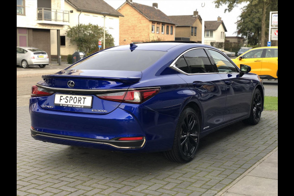 Lexus ES 300h F Sport Line | Schuifdak, Mark Levinson, HUD, Leer, Stoelventilatie, 360 graden camera, Dodehoekherkenning, Eerste eigenaar